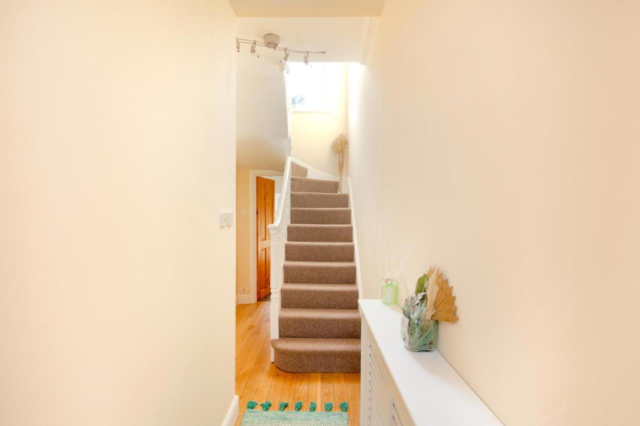Villa Stylish House In Wimbledon London Exterior foto